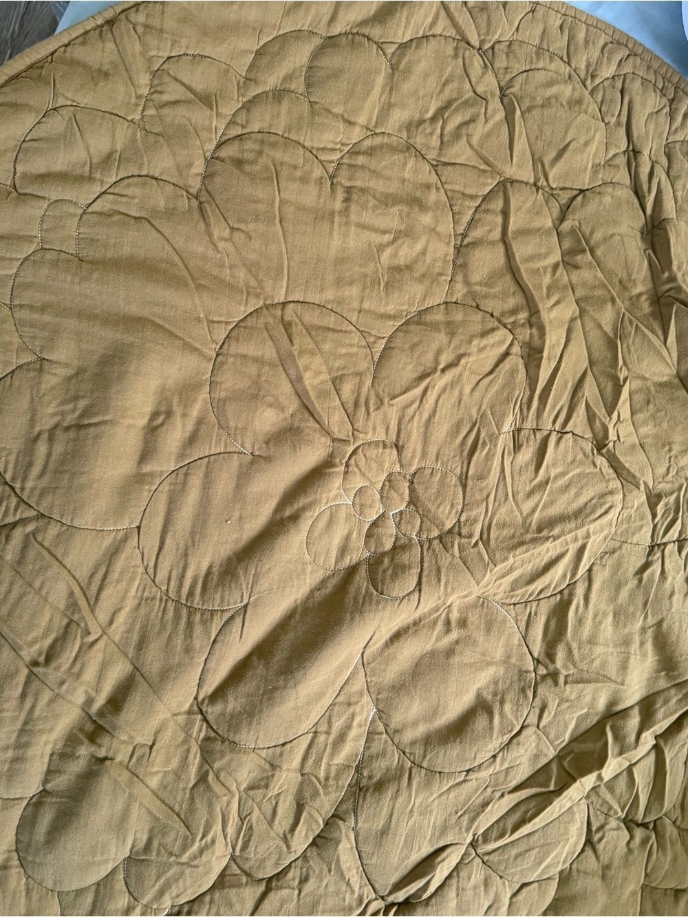 Kate Quinn Fennel Quilted Floral Stitch Play Mat